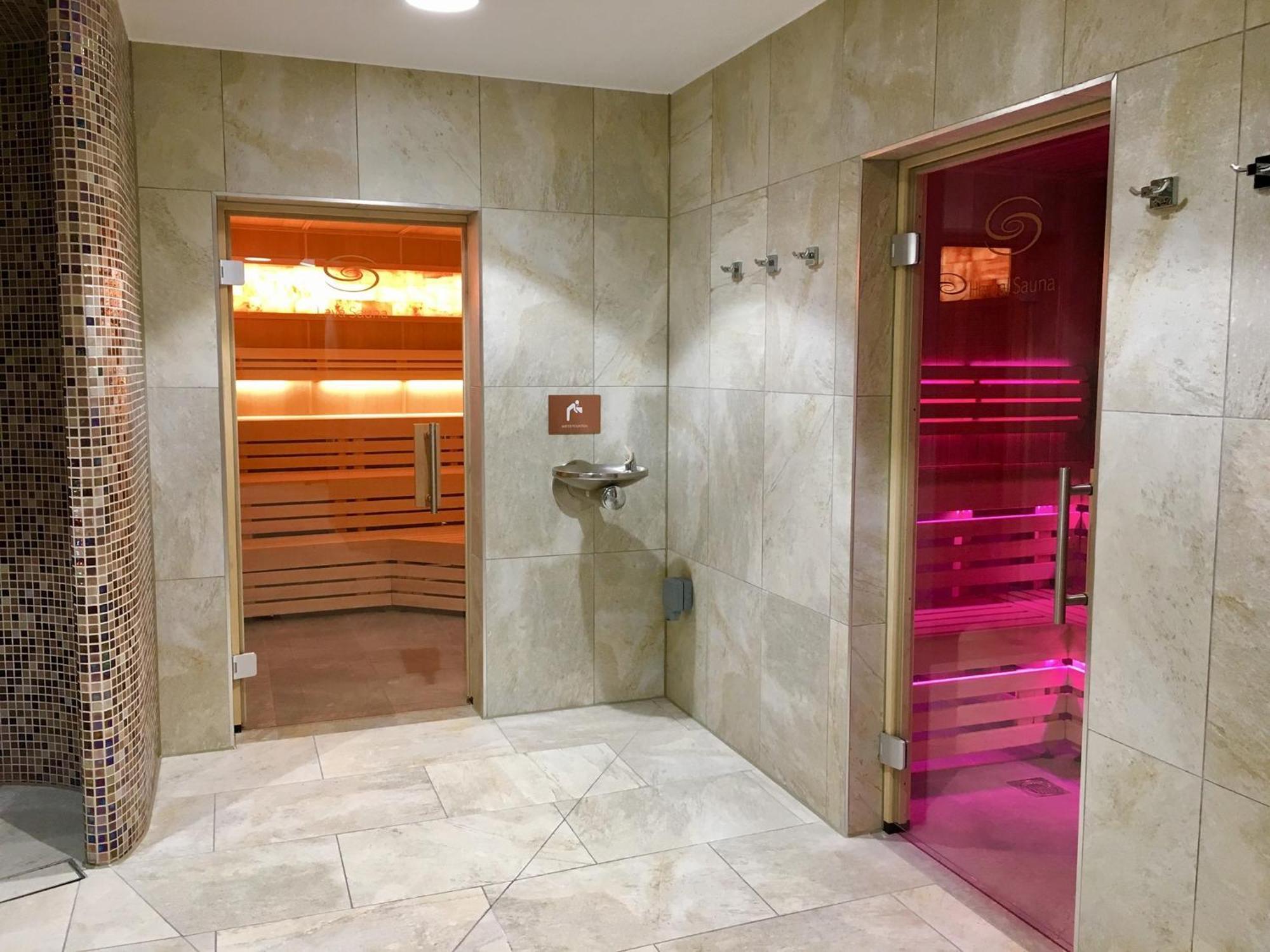 Spacious Primrose Lodge For 6 With Hot Tub At A Spa Resort Chudleigh Eksteriør billede